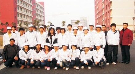 2015年湖南輕工高級技工學(xué)校企業(yè)冠名班招生計劃 校企合作，精準培養(yǎng)技術(shù)人才
